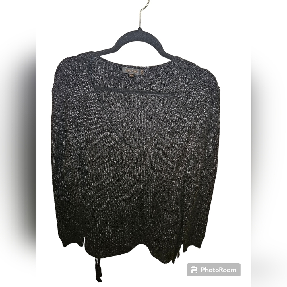 Love tree womens lace up side v neck knit black sweater size large.